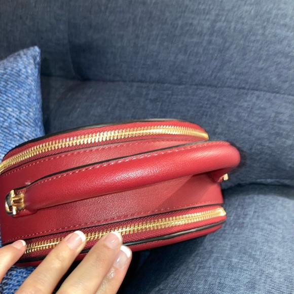 NWOT Round Deep Red and Cheetah Print Mini Bag - Picture 6 of 10